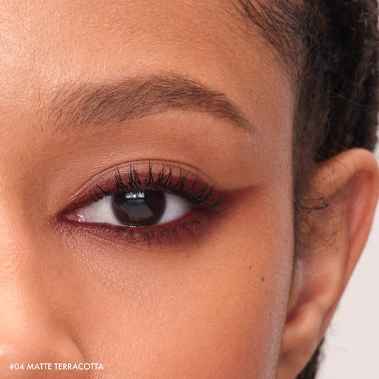 SEPHORA COLLECTION
Waterproof 12HR Retractable Eyeliner Pencil Color: 04- Matte Terracotta