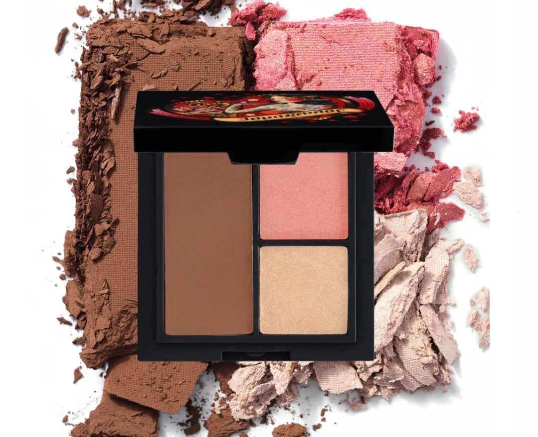 Reina Rebelde On Your
Face Contour + Color Trio
in Coqueta
