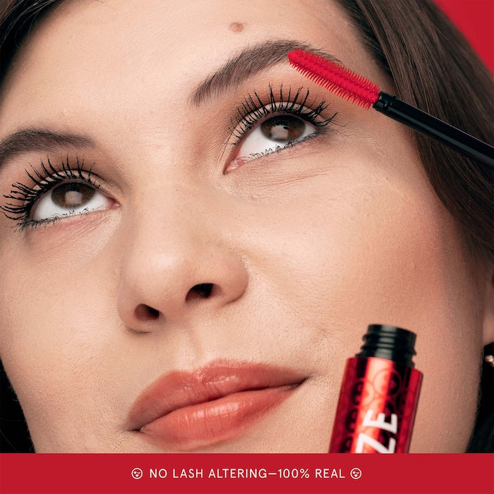 ONE/SIZE by Patrick Starrr
Fantasize Lifting & Lengthening Mascara