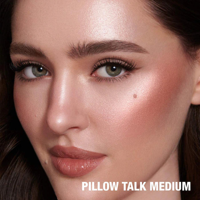 Charlotte Tilbury
Beauty Highlighter Wand Color: Pillow Talk Medium - opalescent pink-copper highlight