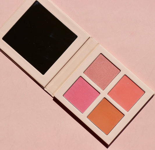 MOONSLICE BEAUTY
Blushing Moon Blush Palette