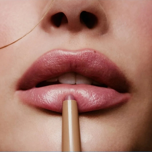 Rhode peptide lip shape in Press Warm Pinky Mauve