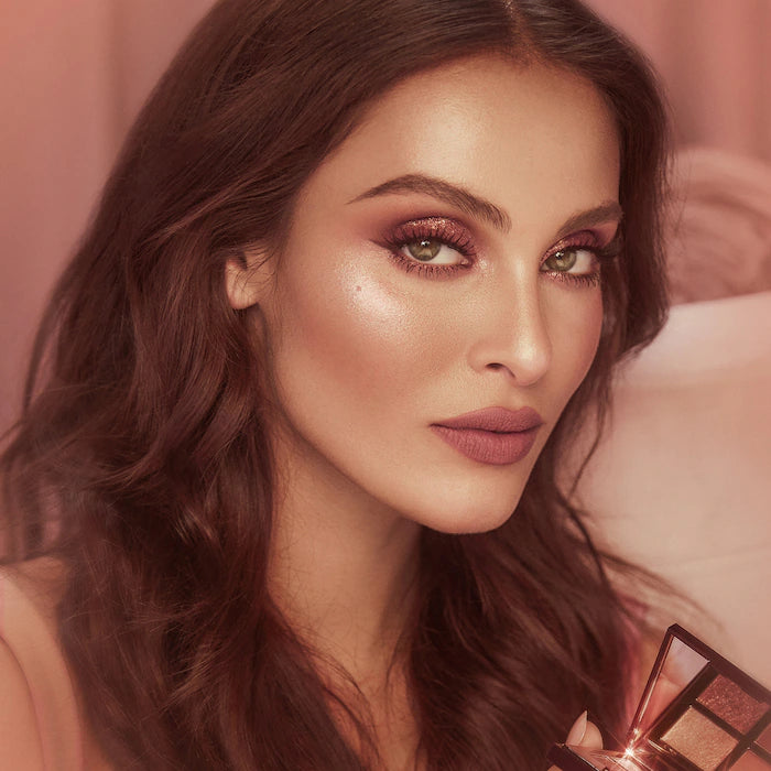Charlotte Tilbury
Luxury Eyeshadow Palette Color: Pillow Talk Dreams - pearlescent rose, matte dusty rose, matte berry brown, shimmering rosebud