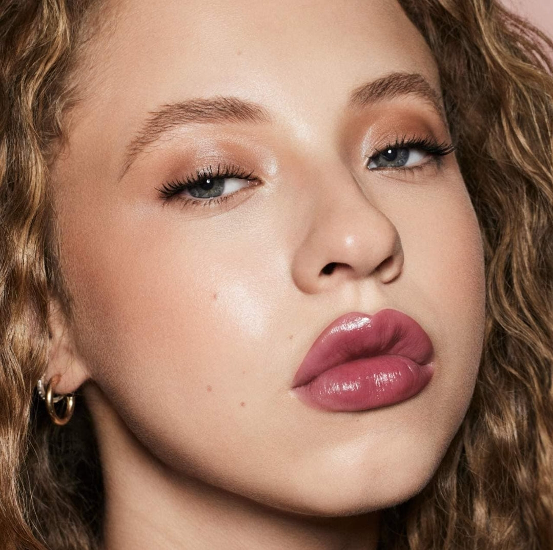 Fenty Beauty by Rihanna Gloss Bomb Stix High-Shine Gloss Stick Color: Riri - rose mauve