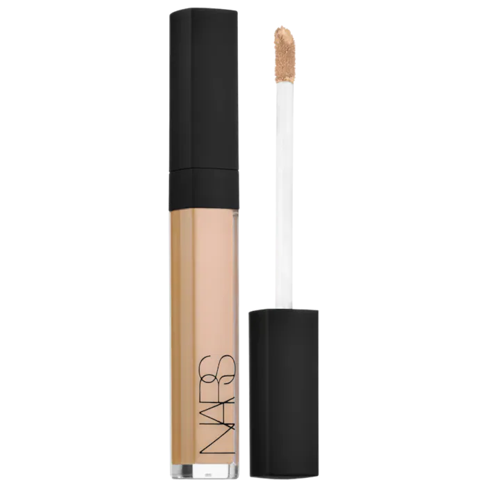 NARS
Radiant Creamy Concealer with Medium Coverage Color: Custard - M1 - medium with neutral undertones