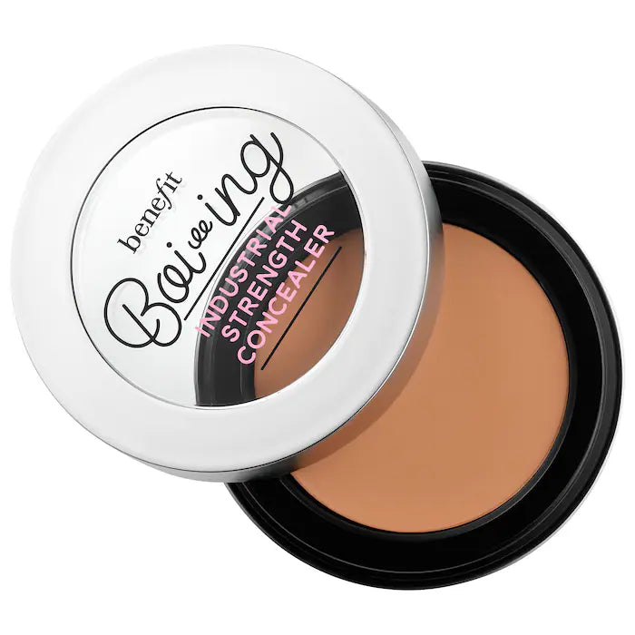 Benefit Cosmetics
Boi-ing Industrial Strength Full Coverage Cream Concealer Color: 3 - medium