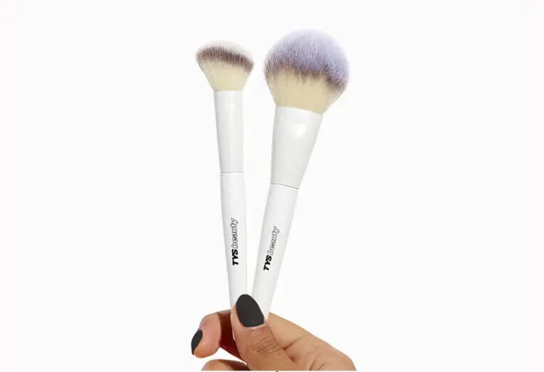 TYS BEAUTY
Brush Set (00 Powder Brush/01 Blush Brush)
