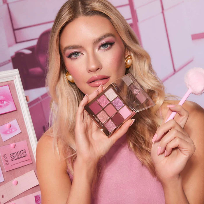 Charlotte Tilbury
Charlotte’s Beautifying Eye Trends Eyeshadow Palette Color: Pink LoveOut