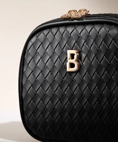 By BEAUTY BAY
LED Mirror Mini Travel Beauty Bag Black