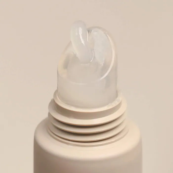 Summer Fridays 
Lip Butter Balm Treatment for Hydration + Nourishing Shine Color: Vanilla - sheer clear