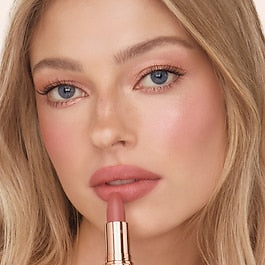 CHARLOTTE TILBURY
Charlotte's Mini Viral Beauty Icons