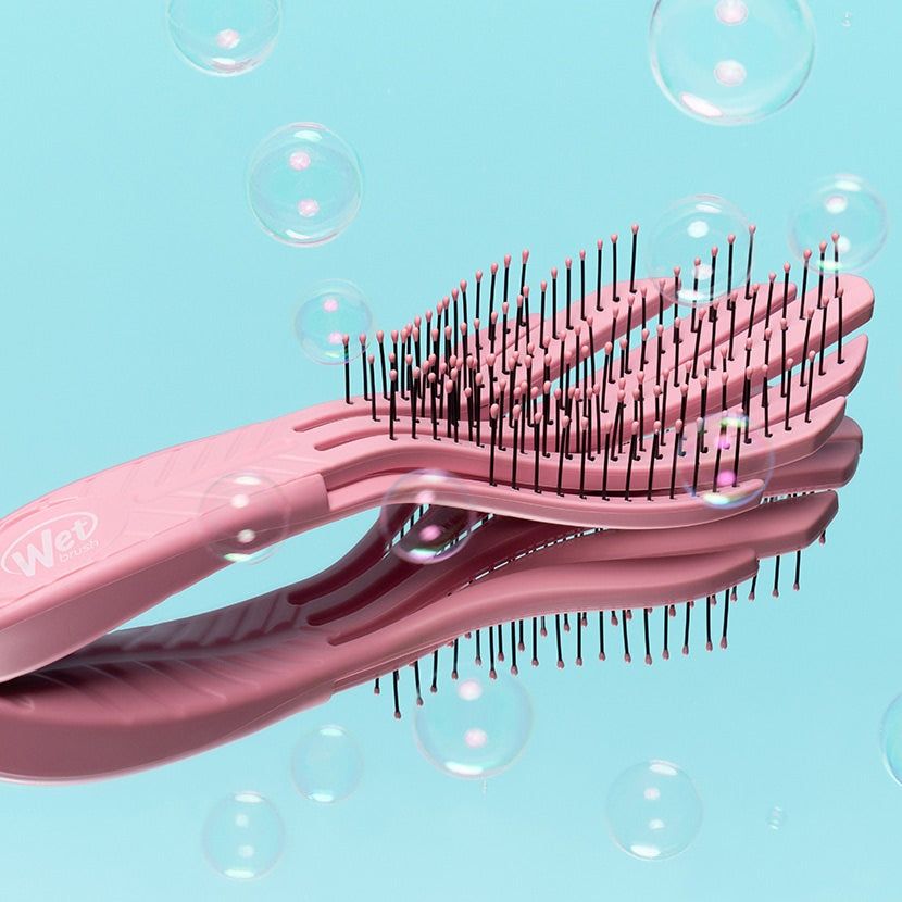 The Wet Brush
Go Green Curl - Detangler Color Pink