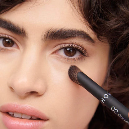 SEPHORA COLLECTION 
Essential Brush 02 Concealer