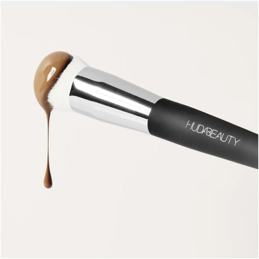Huda Beauty Mini Base Brush