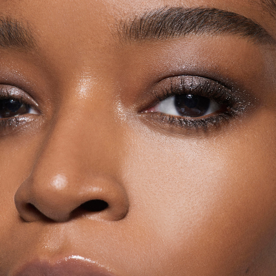 Victoria Beckham Satin Kajal Liner Longwear Waterproof Eyeliner Cocoa Pavé - A cool rich brown with silver sparkle