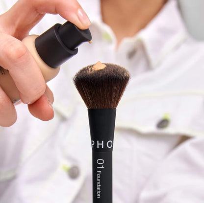 SEPHORA COLLECTION 
Essential Brush 01 Foundation