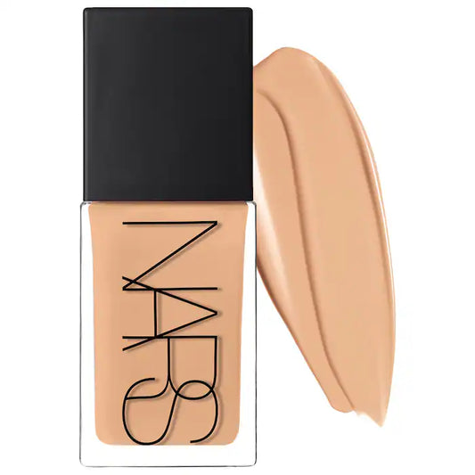 NARS COSMETICS
Light Reflecting Foundation Color: Lanai - M2.25 - medium with neutral undertones