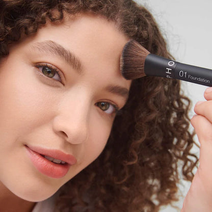 SEPHORA COLLECTION 
Essential Brush 01 Foundation