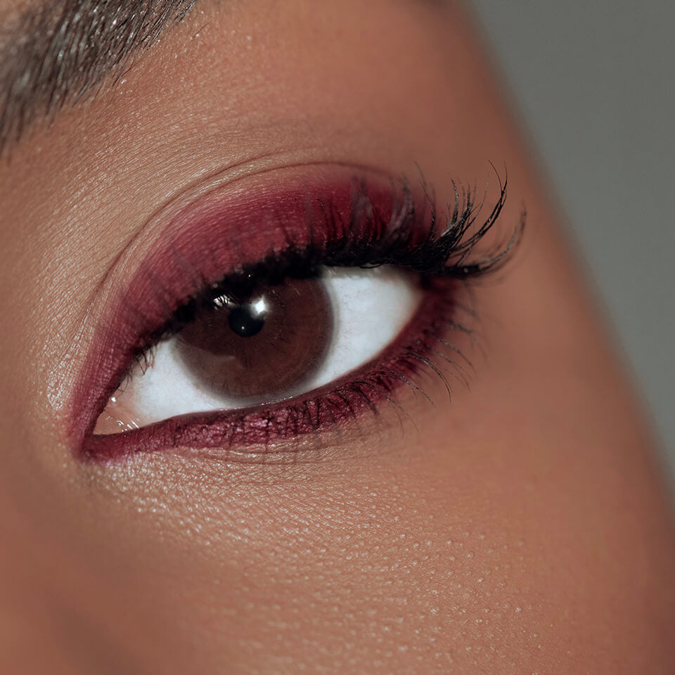 Victoria Beckham Satin Kajal Liner Longwear Waterproof Eyeliner Bordeaux - a rich matte burgundy