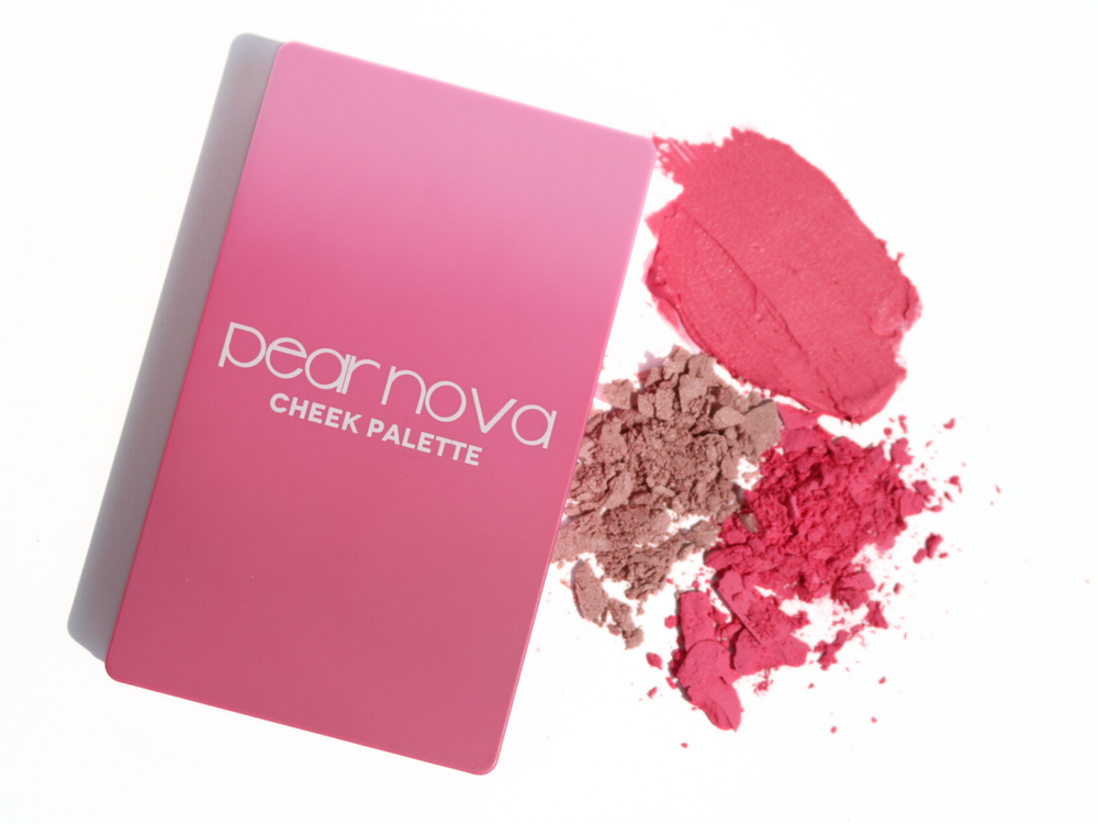 PEAR NOVA
Cheek Palette in Pink