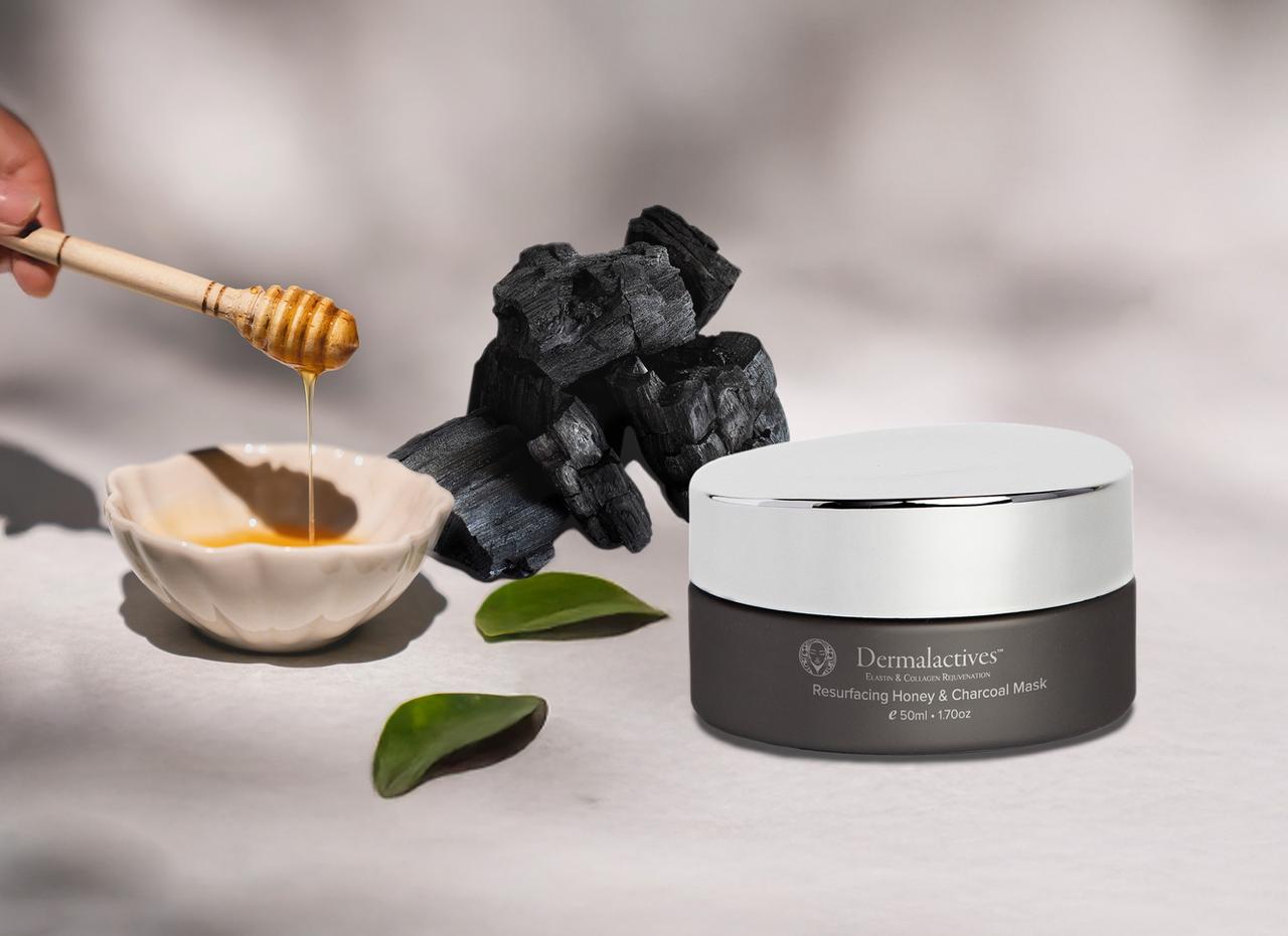 DERMALACTIVES
Resurfacing Honey and Charcoal Mask Size:50ml