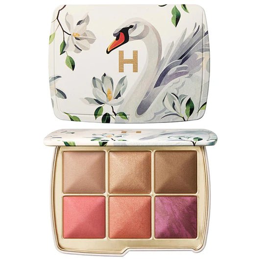 Hourglass 
Ambient Lighting Edit Unlocked Palette Color: Swan