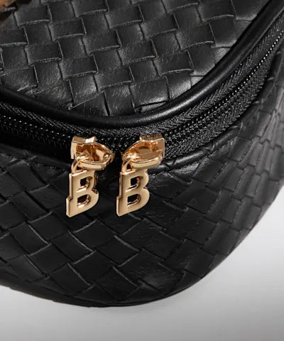 By BEAUTY BAY
LED Mirror Mini Travel Beauty Bag Black