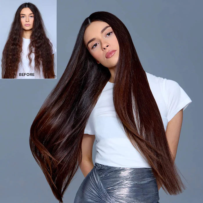 COLOR WOW 
Dream Coat Supernatural Treatment Spray for Frizzy Hair Size: 6.7 fl oz/200 mL