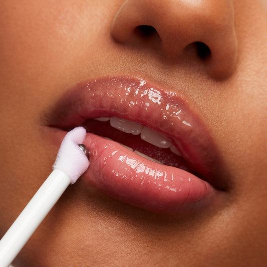 REM BEAUTY
Essential Drip Shade: pickin petals
sheer peachy pink with rosy scent & chamomile