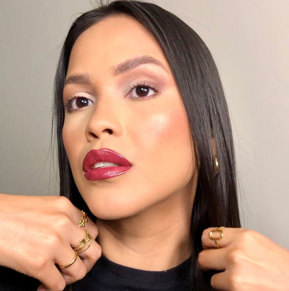 Defiance Beauty Divinity Luminous Liquid Lipstick