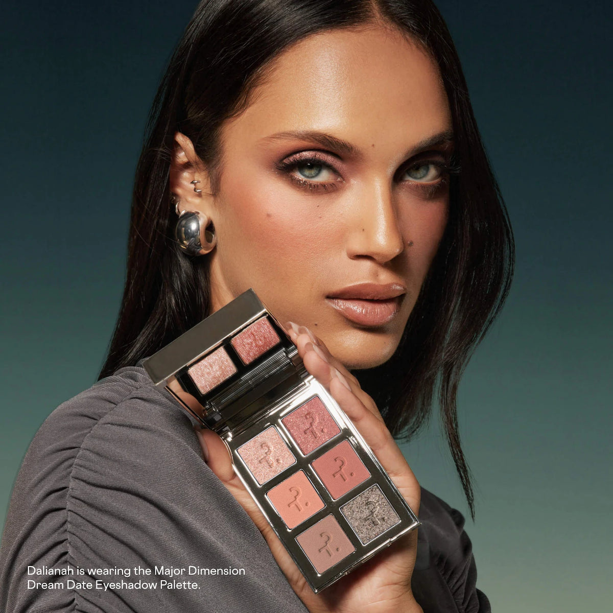 PATRICK TA  Major Dimension Dream Date Essential Artistry Edit Eyeshadow Palette